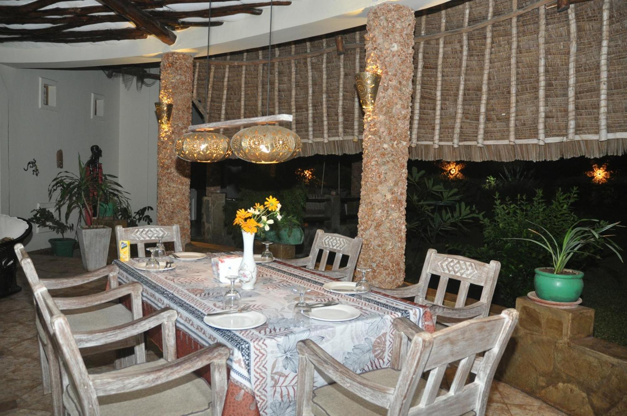 Amani Paradise - Luxury Villas Playa de Diani Exterior foto